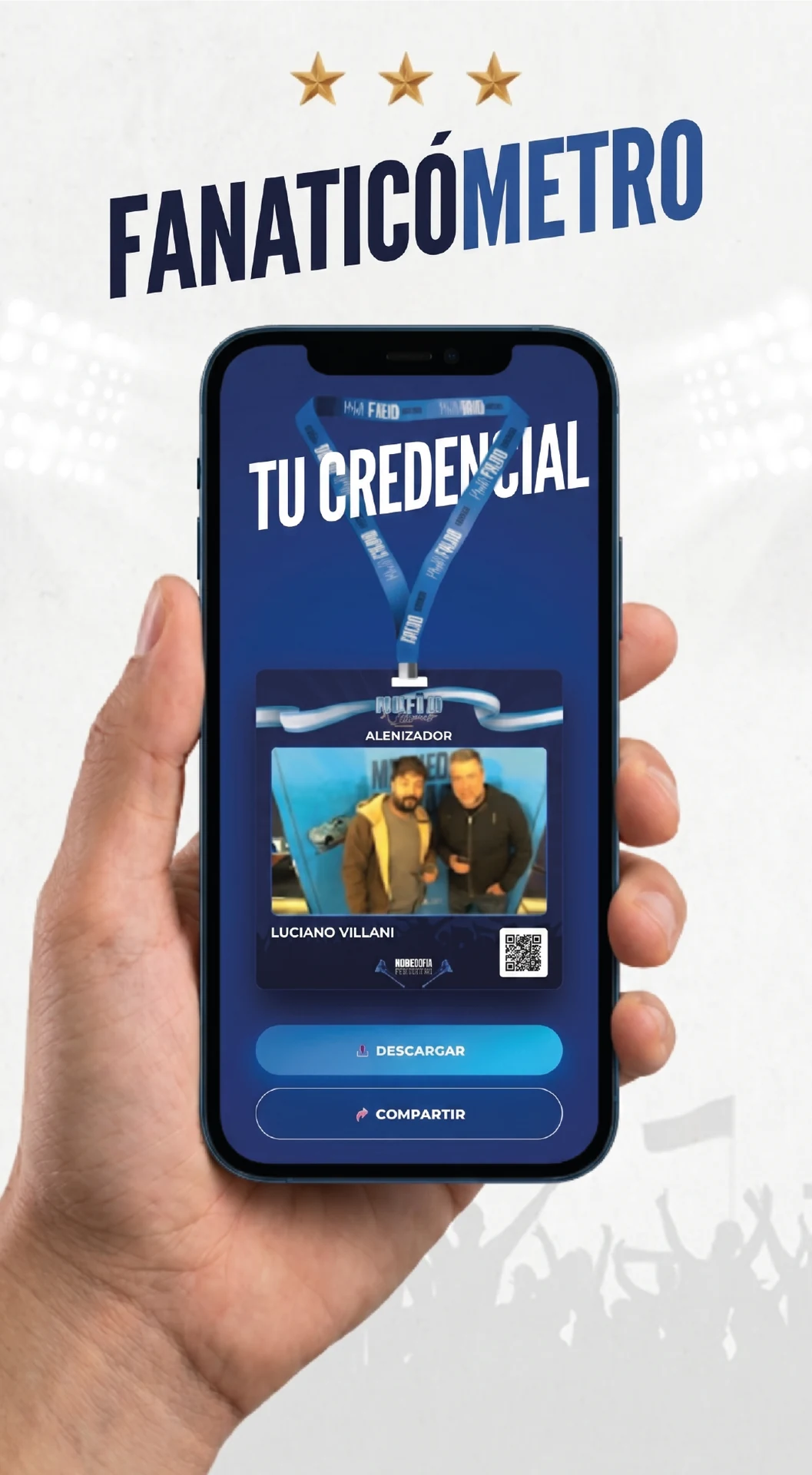 Teléfono mostrando la credencial digital Fanaticómetro lista para descargar y compartir